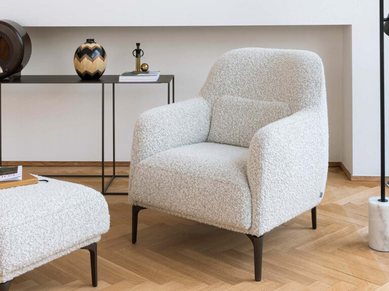 Jori, een luxe meubelmerk. Liefde voor het meubelmakers vak, hoogwaardige materialen en perfect zitcomfort. Bij Gulden Interieur.