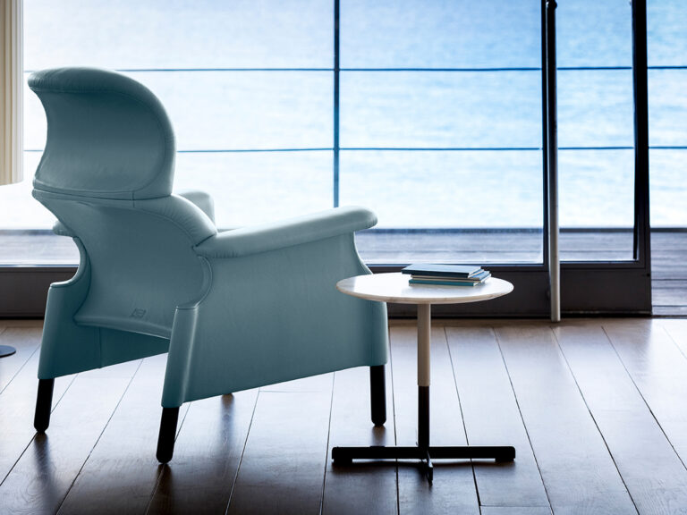 Poltrona Frau is een hoog kwalitatief meubelmerk met allure. Gespecialiseerd in leren fauteuils, banken en eetkamerstoelen. Gulden Interieur.